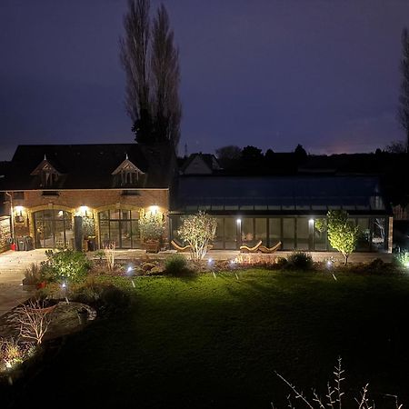 Ecurie Les Tourelles Piscine Interieure & Spa Gainneville Exteriör bild